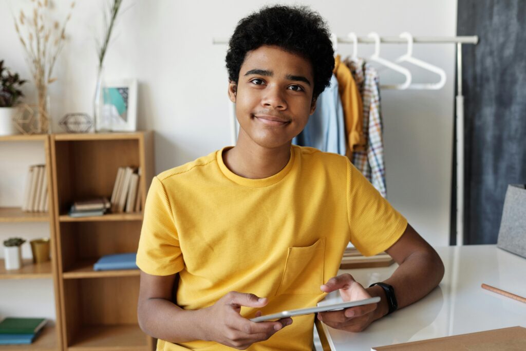middle school student using a tablet for learning assessment